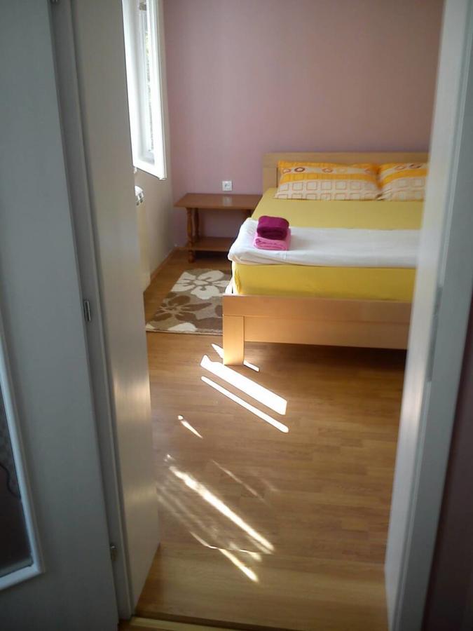 Apartment Holiday Vrnjačka Banja Buitenkant foto